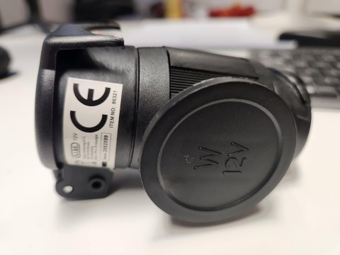 Adapter przejściówka do przyczepy 13/7 pin 12V firmy A. I. & E Adapter przejściówka do przyczepy 13/7 pin 12V firmy A. I. & E