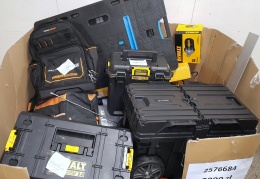 Pallet MIX A/B/C 2576684 Hand Tools Tool Boxes DeWalt